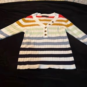 Meroketty multicolor sweater size medium.
